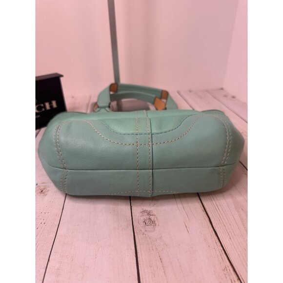 Vintage Coach Blue Soho Canvas & Leather Tote Buckle Front Flap L043-1881 VGUC* - Picture 6 of 7